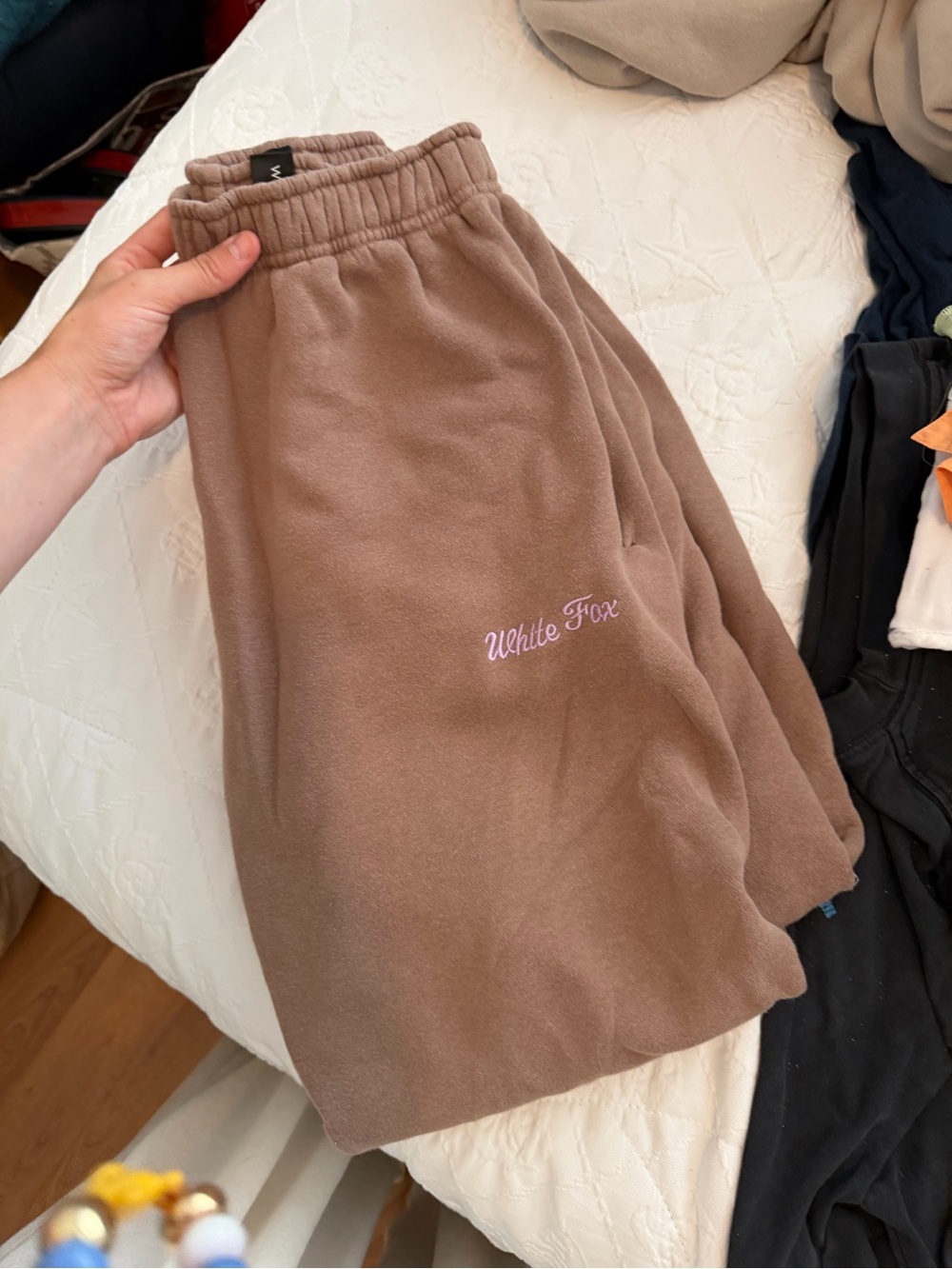 BROWN WHITEFOX SWEATPANTS